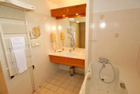 Hotel La Chaum'Yerres Chaumes-en-Brie Exterior foto
